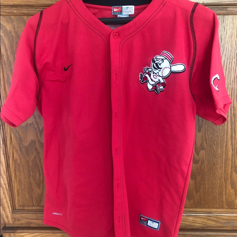 Cincinnati Reds Nike Dry fit baseball jersey.